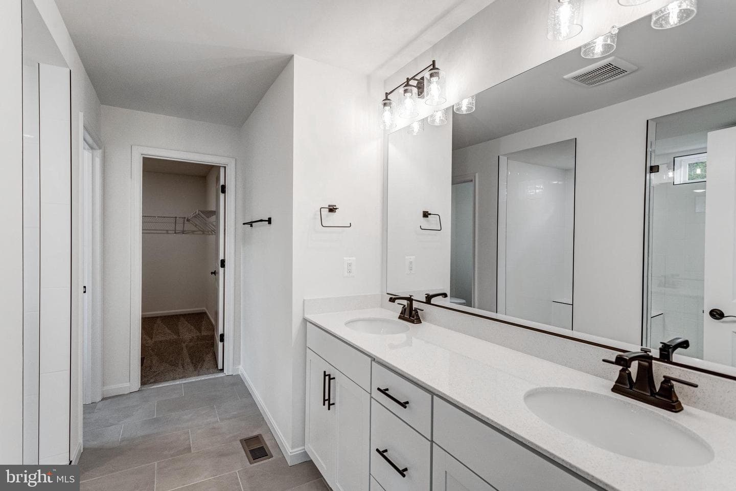 7118 Braxton Court photo 24