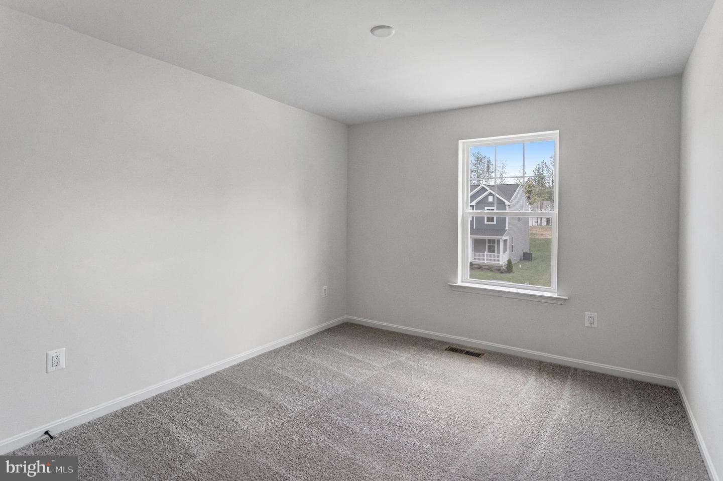 7118 Braxton Court photo 31