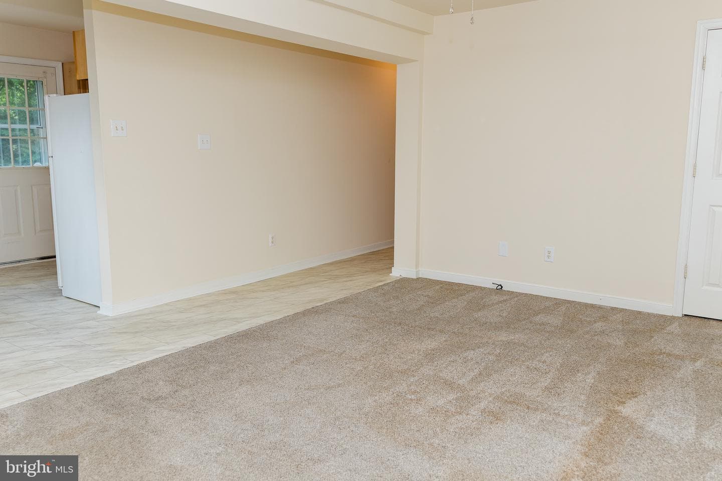 238 Admiral Drive photo 8