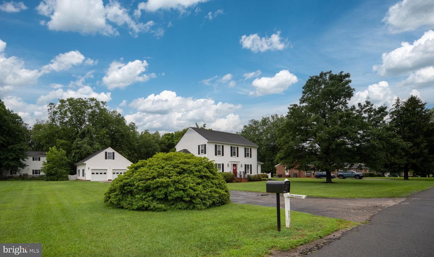 112 Dorsey Lane photo 4