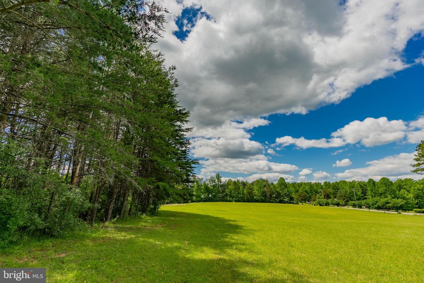 19083 Country Road photo 3
