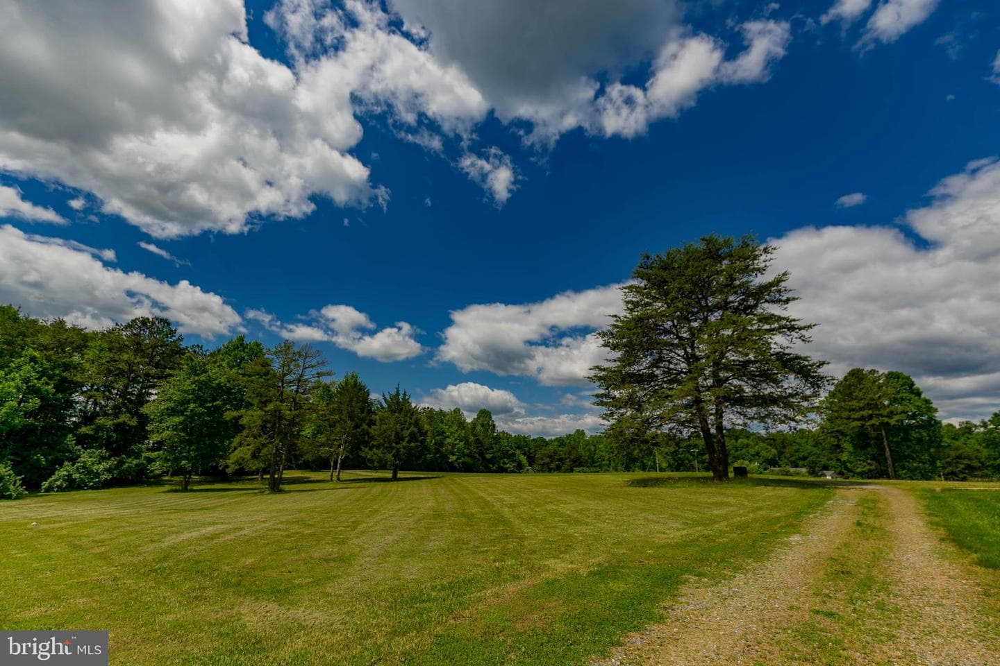 19083 Country Road photo 41