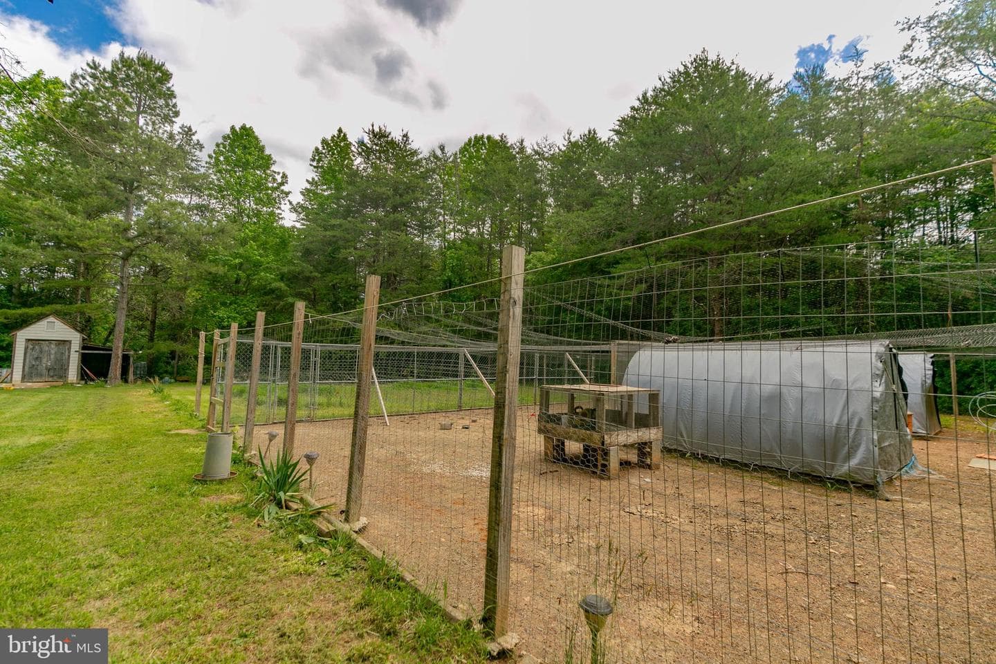19083 Country Road photo 44