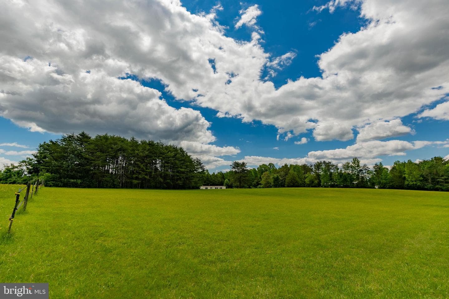 19083 Country Road photo 50