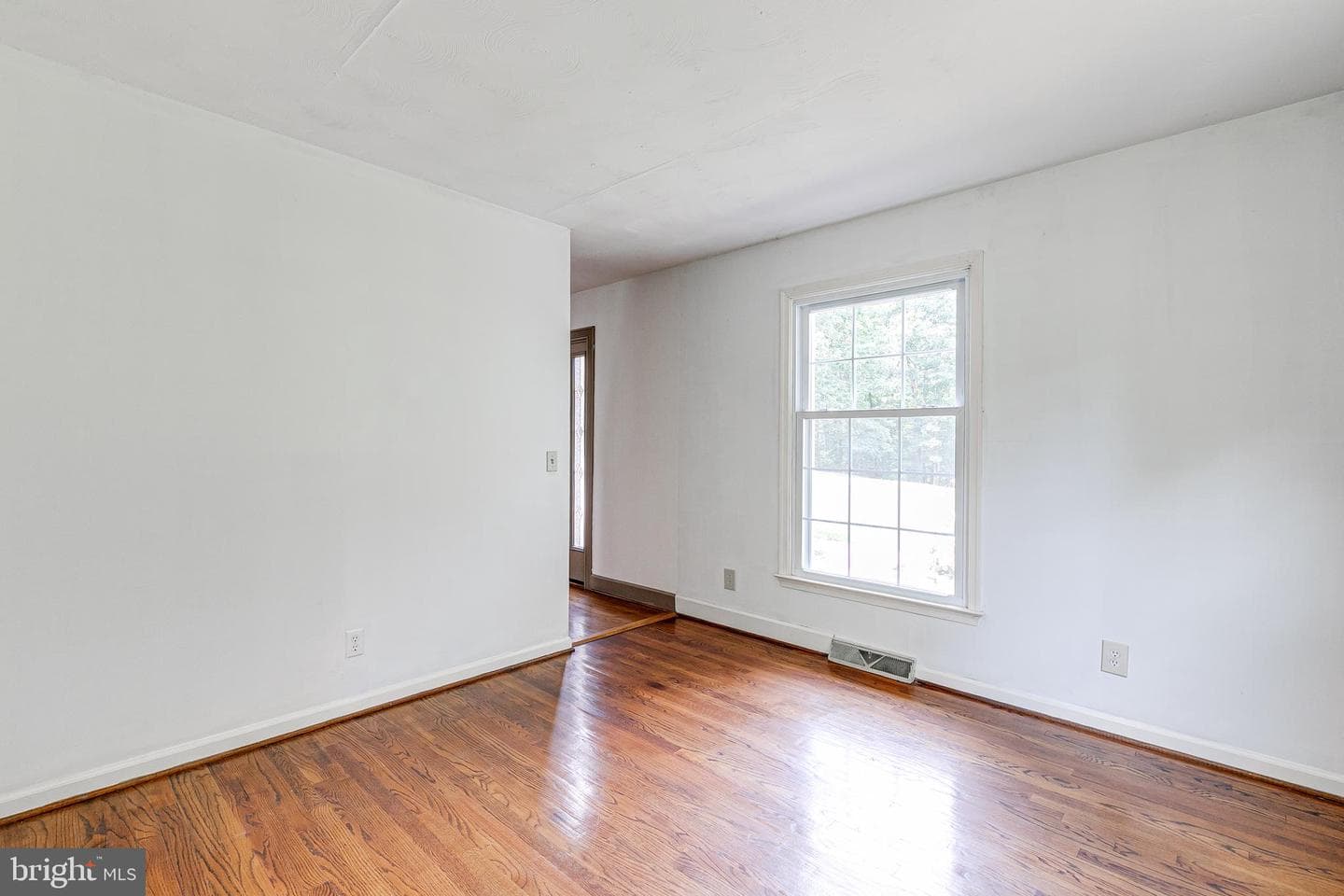 14261 Thomas Drive photo 13