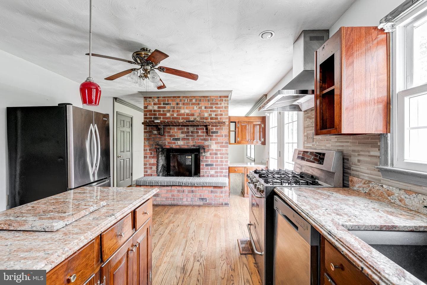 14261 Thomas Drive photo 23