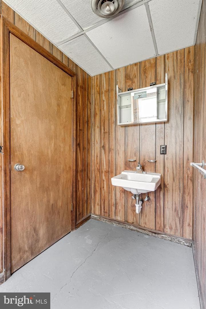 14261 Thomas Drive photo 46