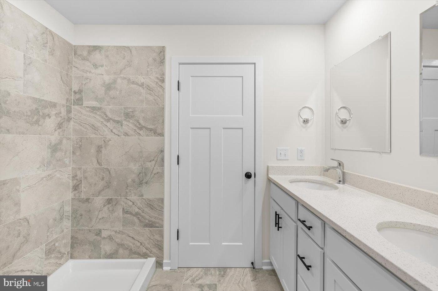 15439 Paige Road photo 27