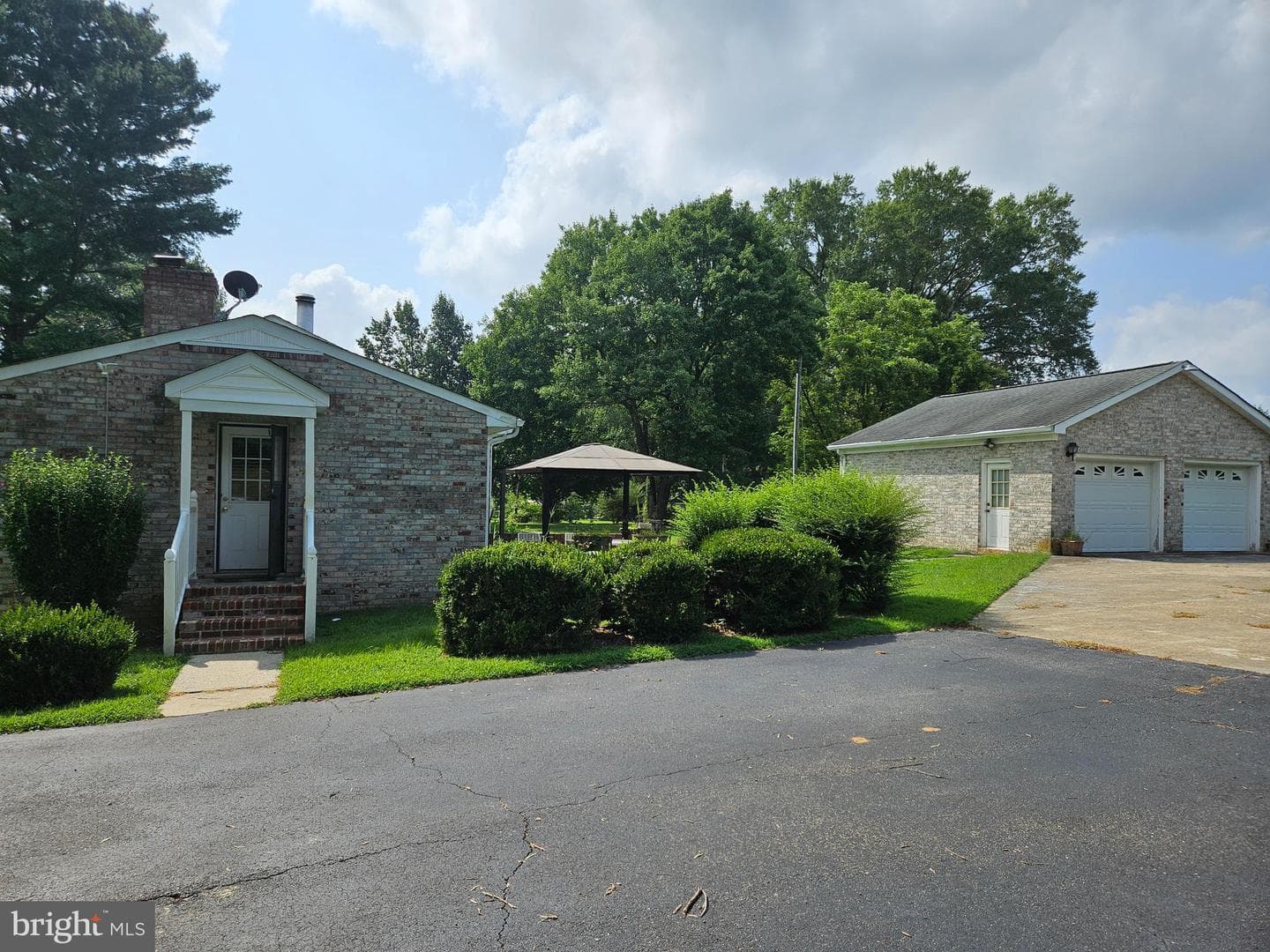 13336 Ladysmith Road photo 2