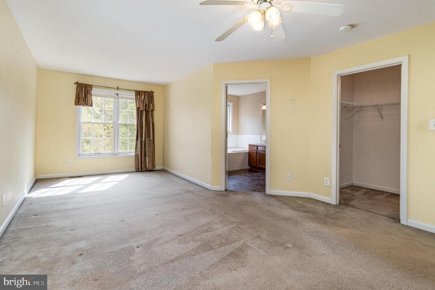 23055 Sir Barton Court photo 14