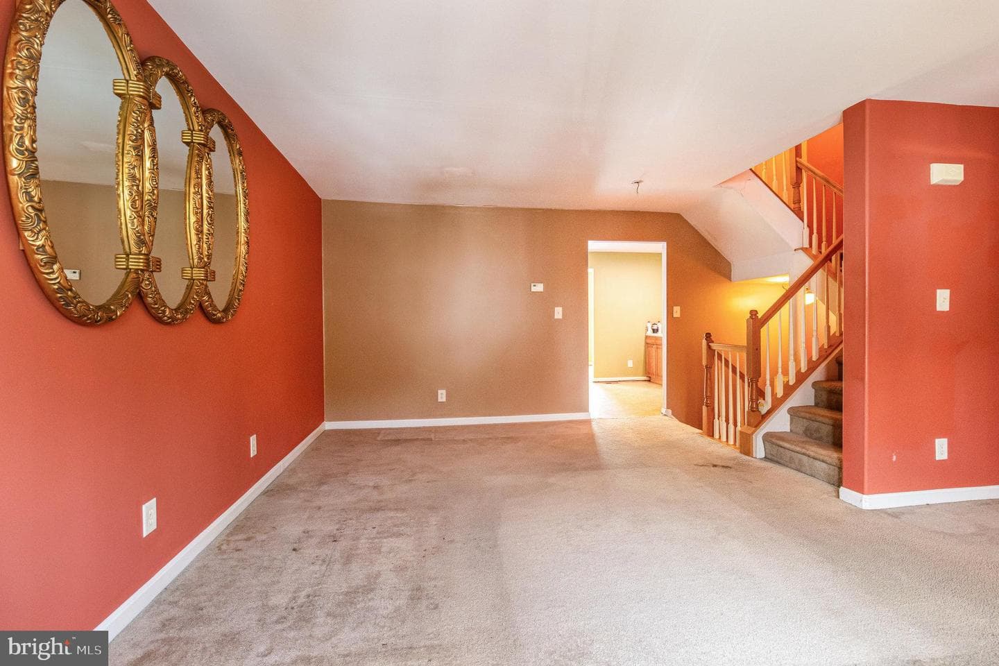 23055 Sir Barton Court photo 3