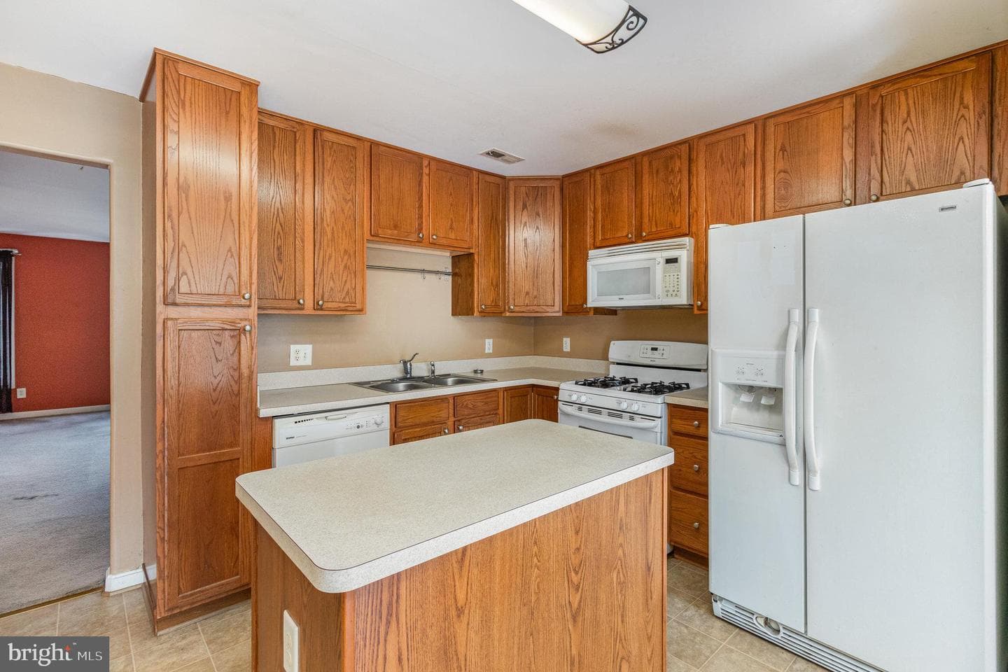 23055 Sir Barton Court photo 8