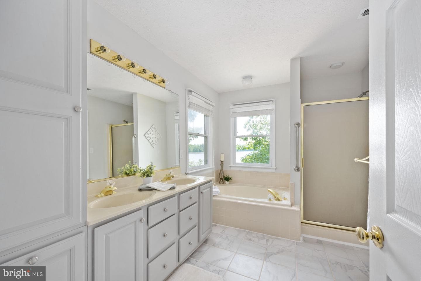 373 Land Or Drive photo 28