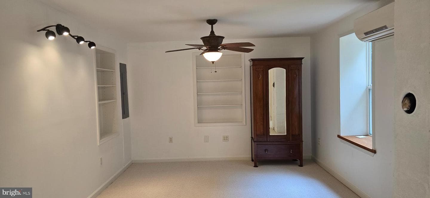 9430 Woodford Road photo 17
