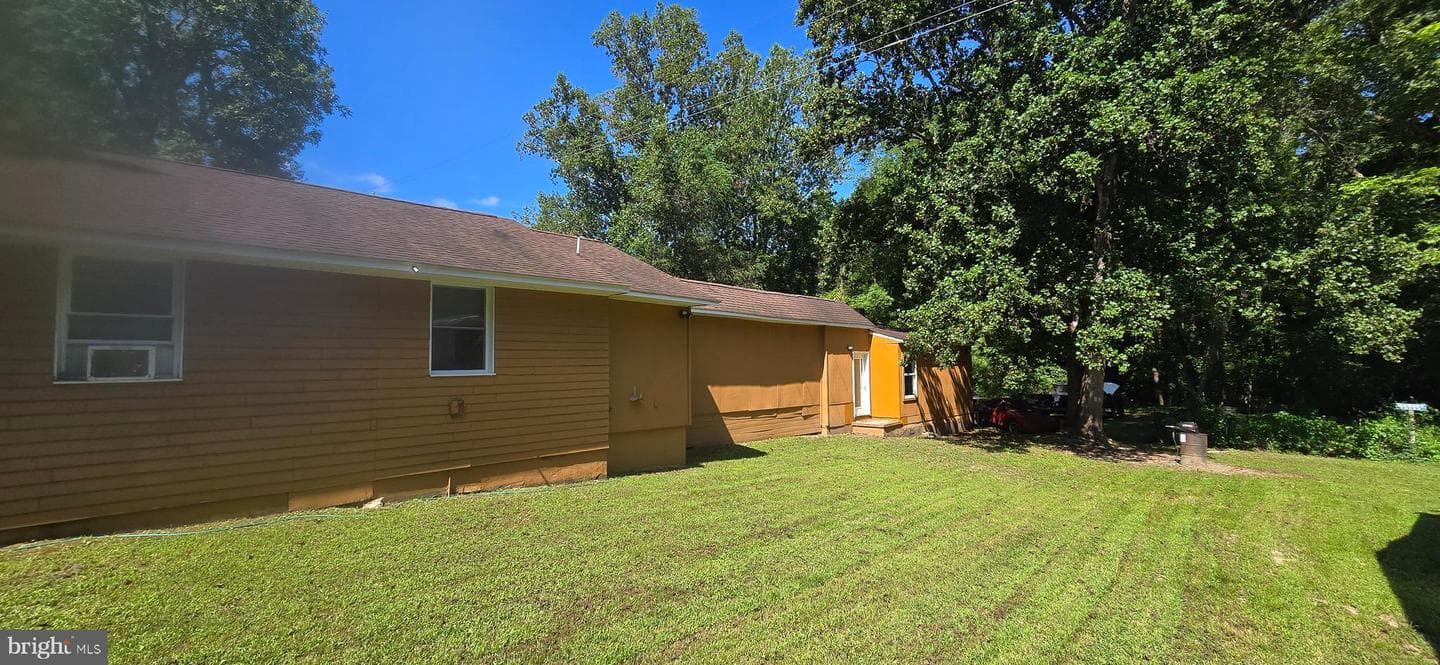 9430 Woodford Road photo 4