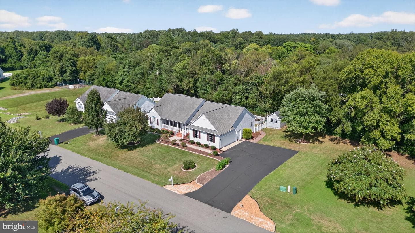 275 Roper Drive photo 2