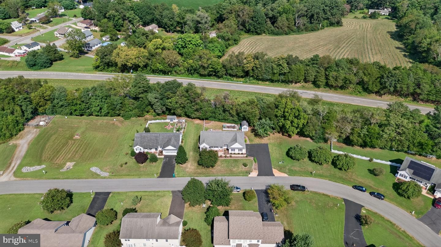 275 Roper Drive photo 3