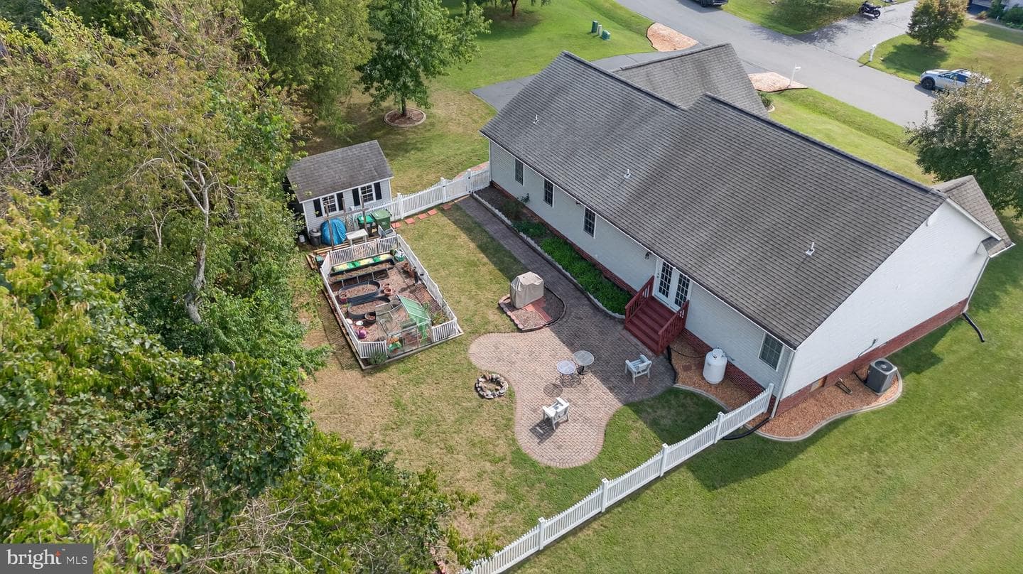 275 Roper Drive photo 8