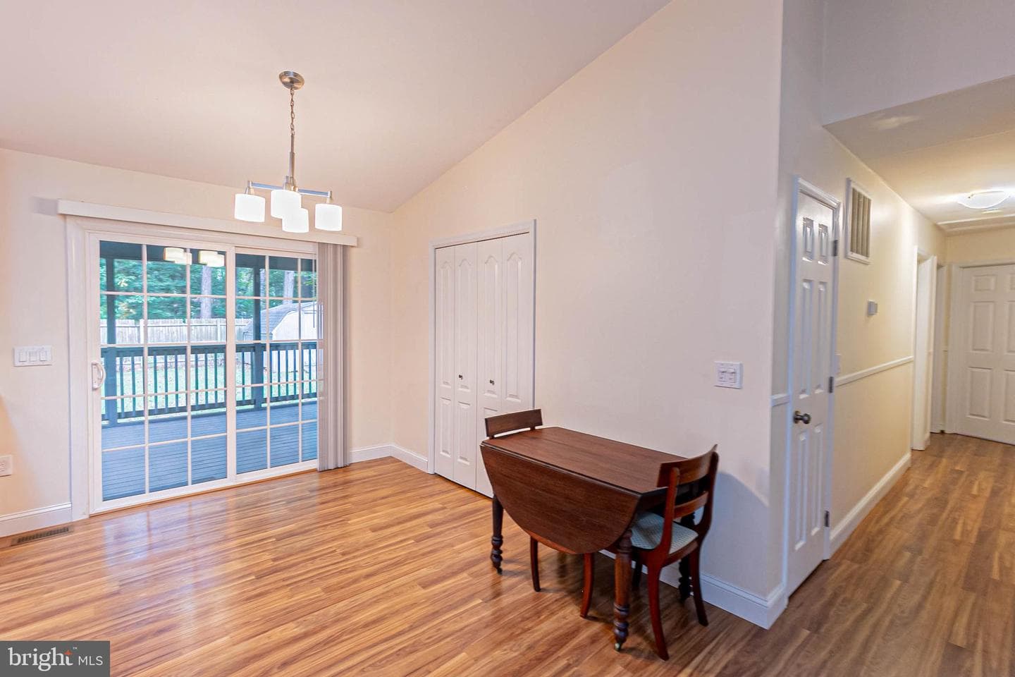 659 Lake Caroline Drive photo 18