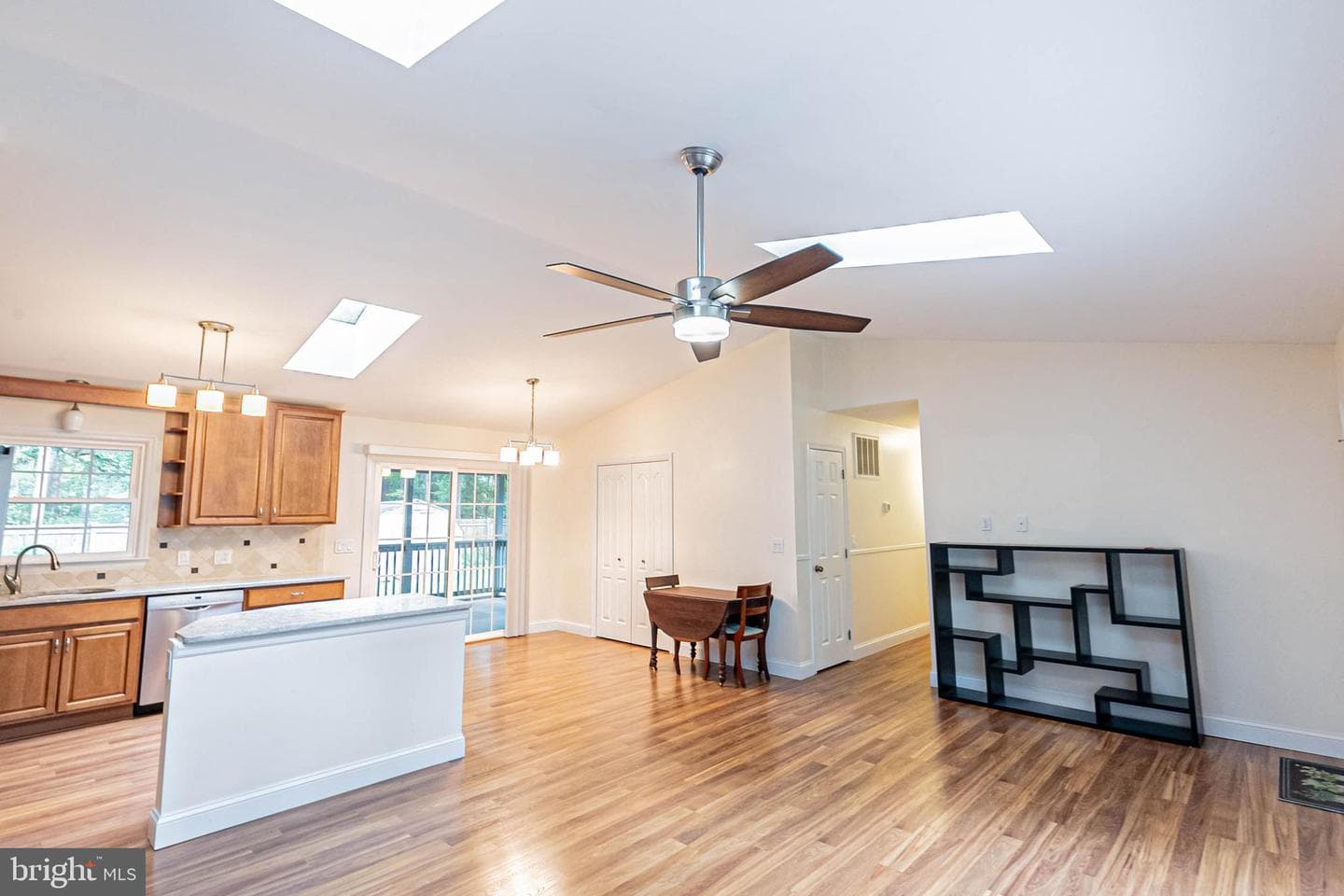 659 Lake Caroline Drive photo 20