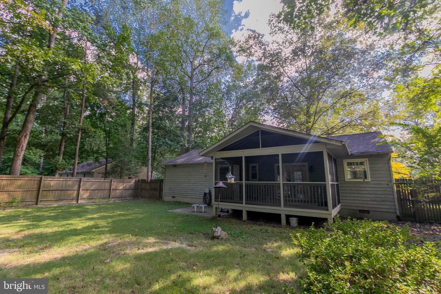 659 Lake Caroline Drive photo 3