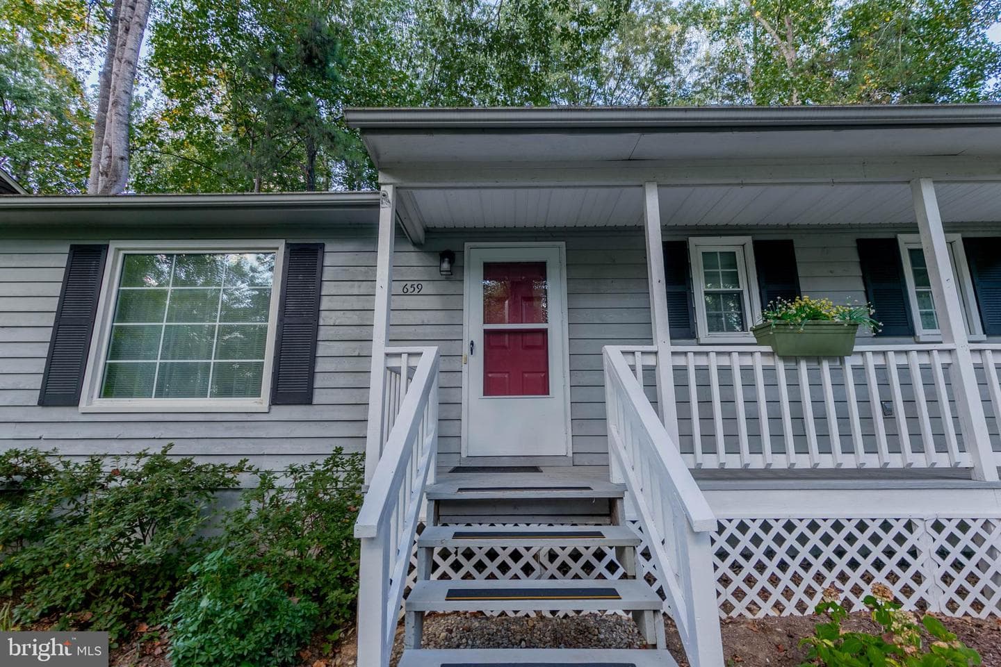 659 Lake Caroline Drive photo 4