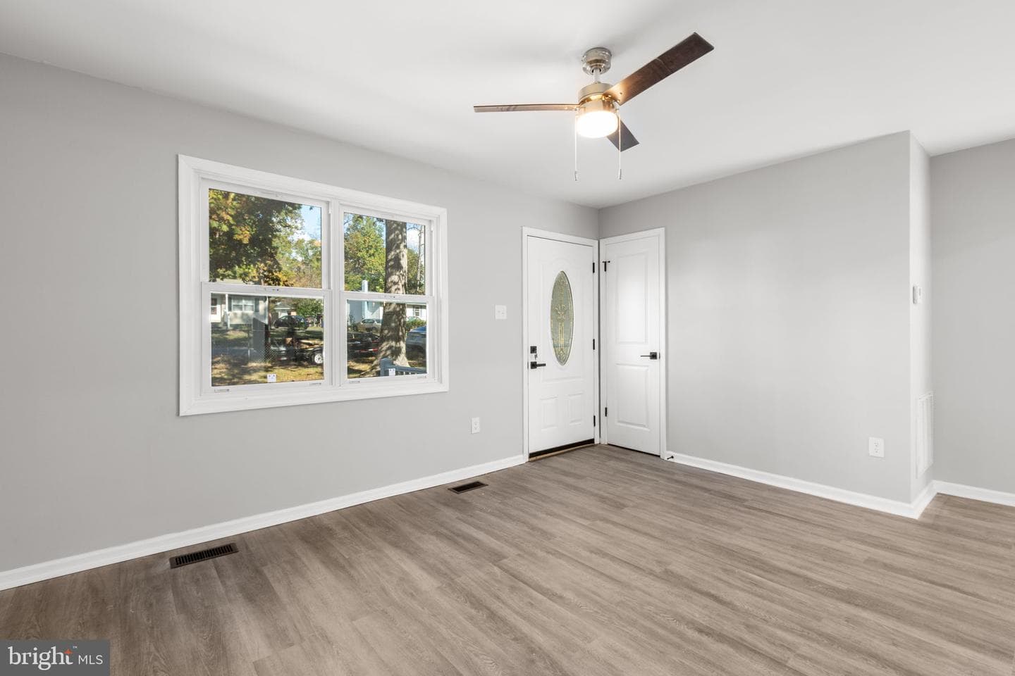 2412 Quail Oak Drive photo 32