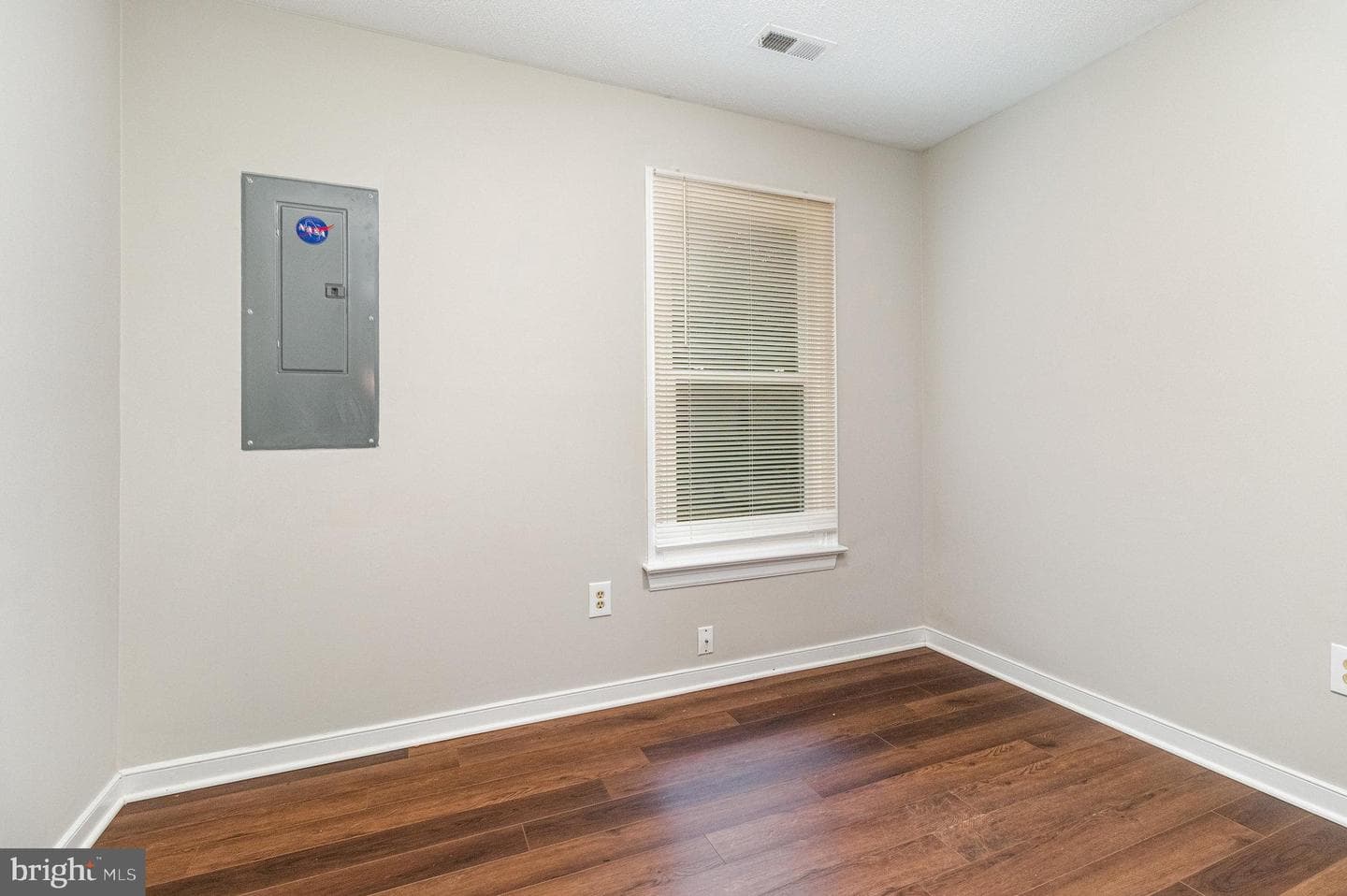 229 Estate Drive photo 16
