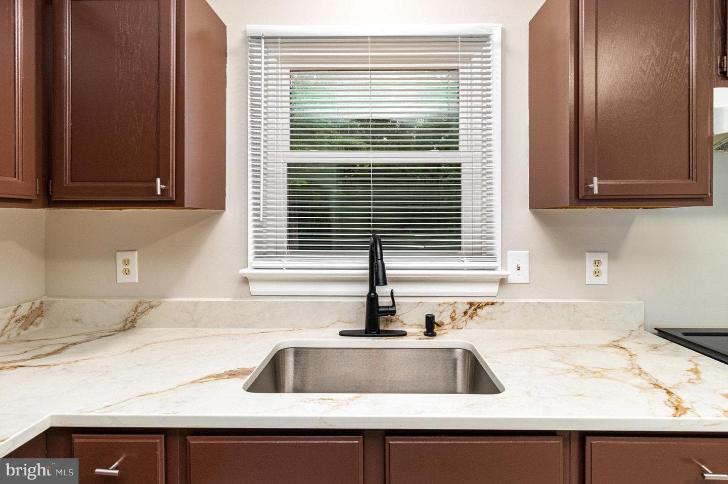229 Estate Drive photo 9