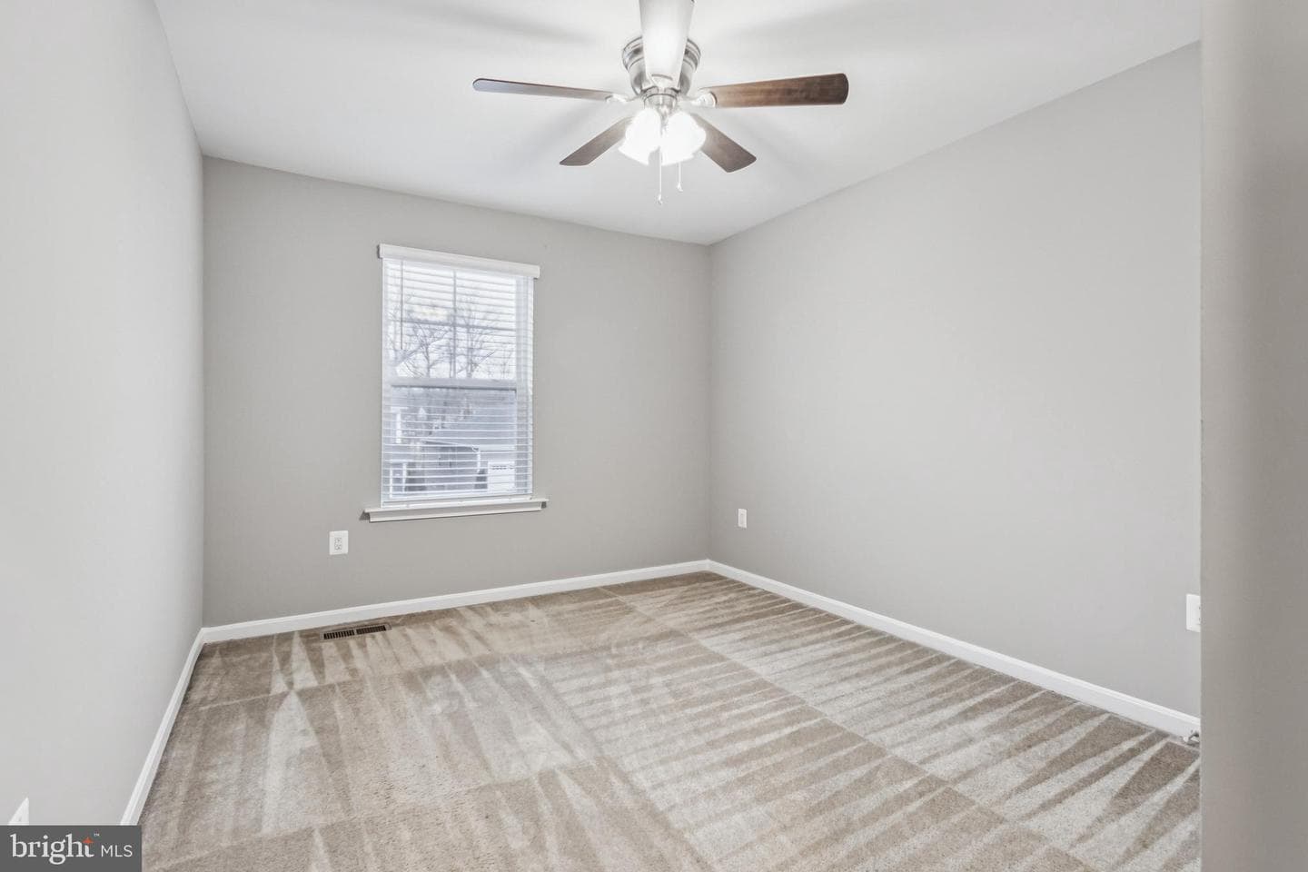 7252 Liberty Court photo 23