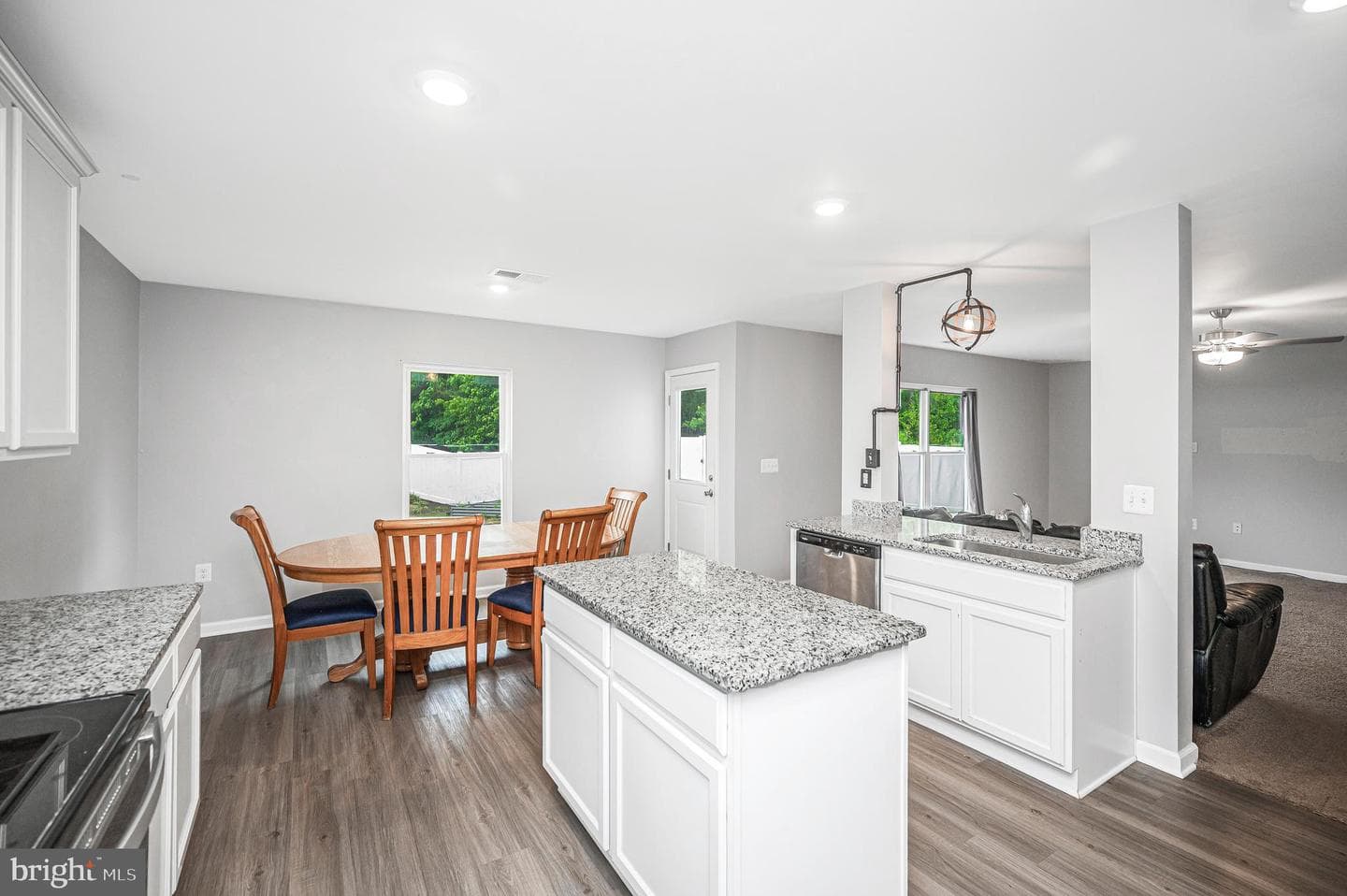 17086 Rollins Road photo 25