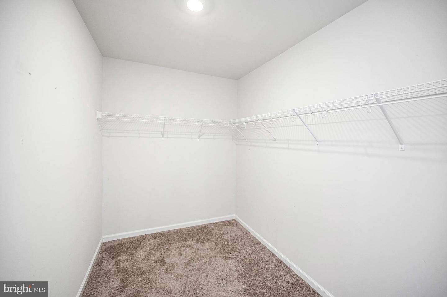 17086 Rollins Road photo 36