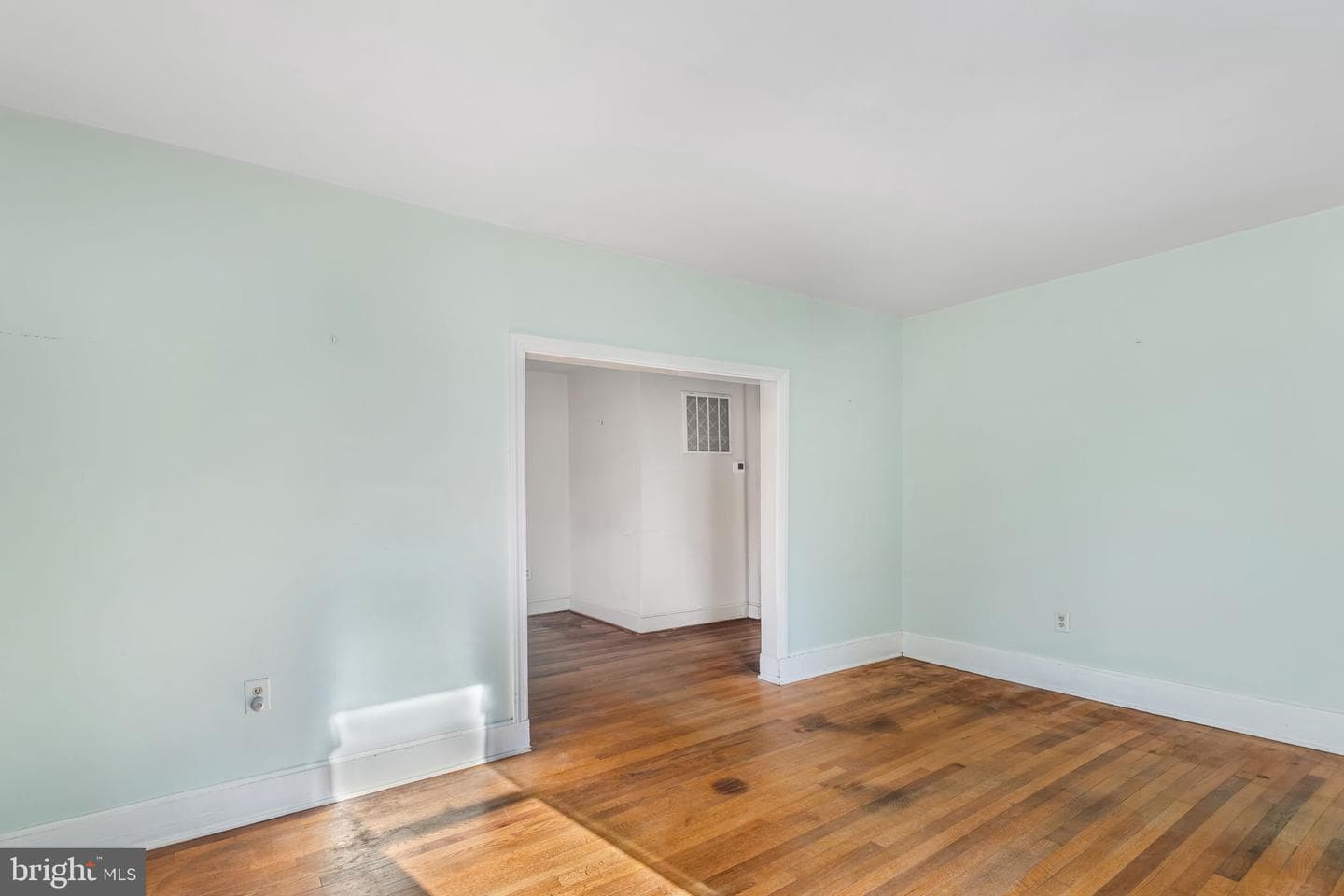 119 Davis Court photo 10