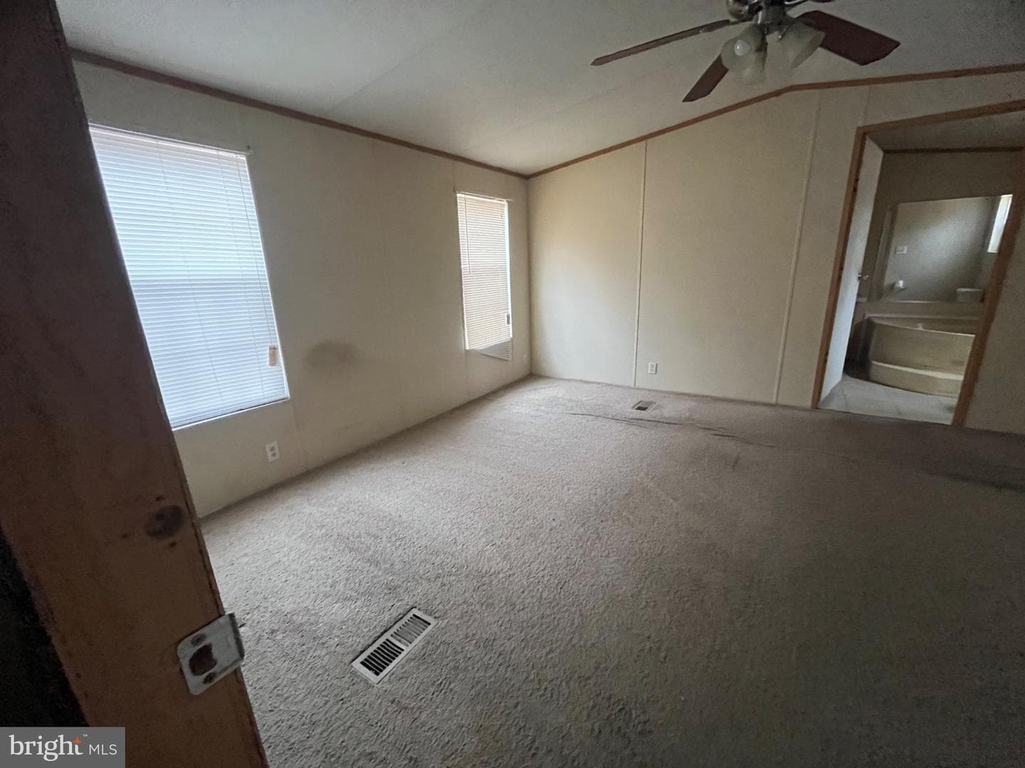 11498 Dry Bridge Road photo 9