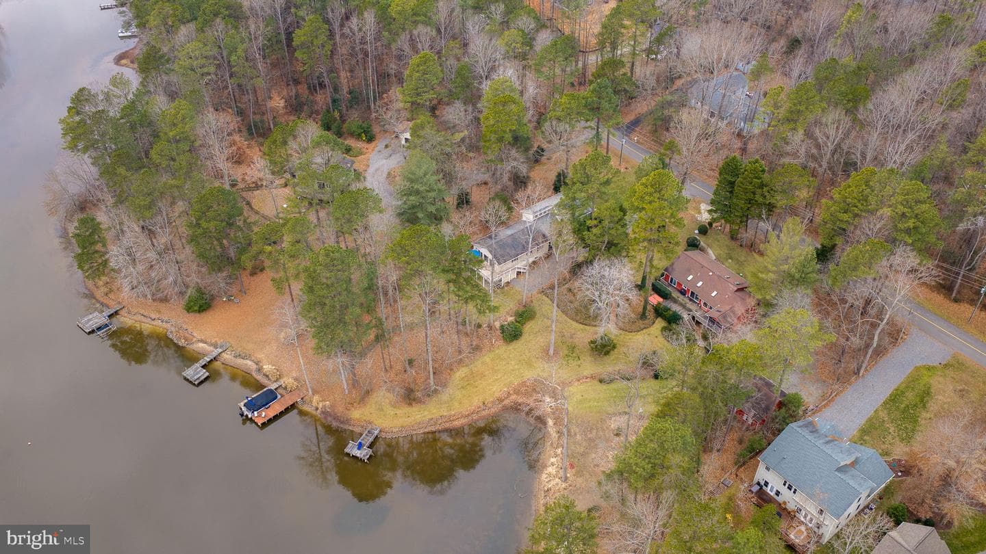 476 Lake Caroline Drive photo 112