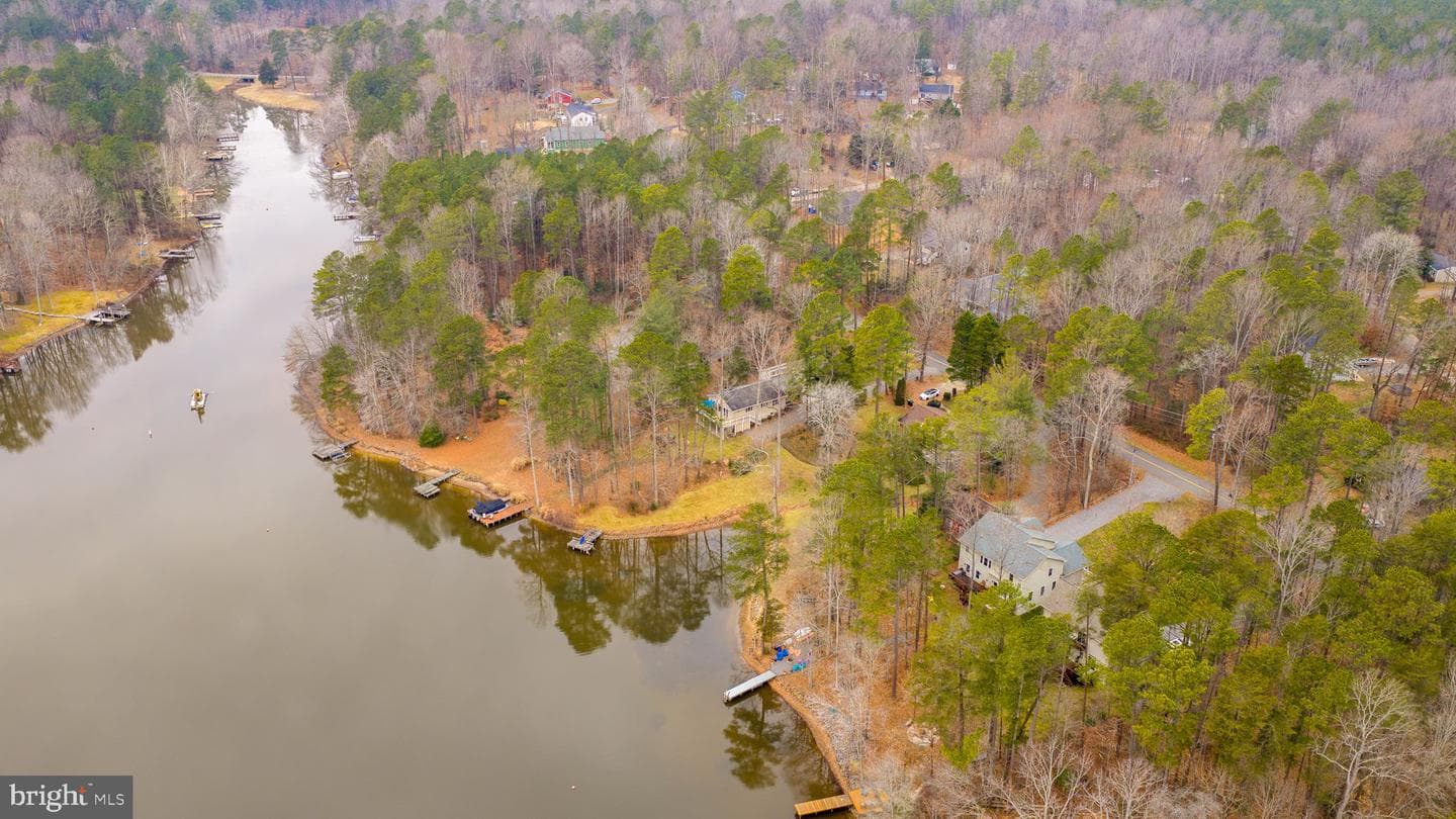 476 Lake Caroline Drive photo 113