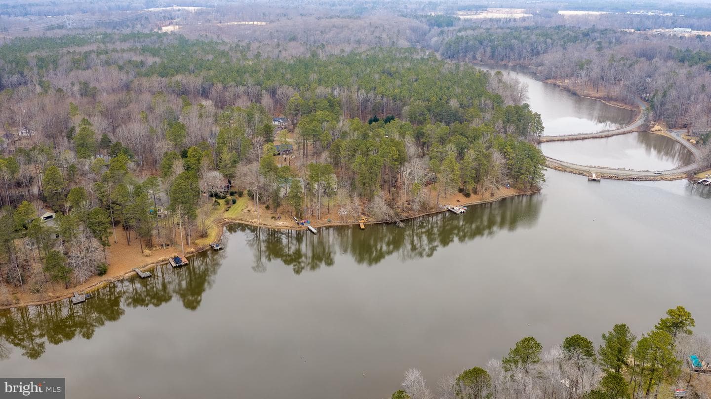 476 Lake Caroline Drive photo 115