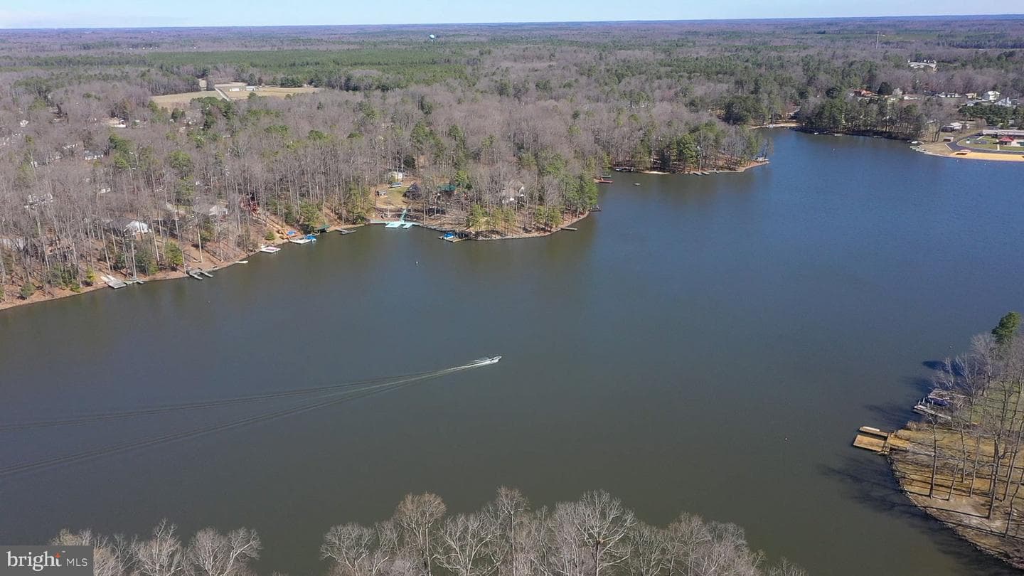 476 Lake Caroline Drive photo 129