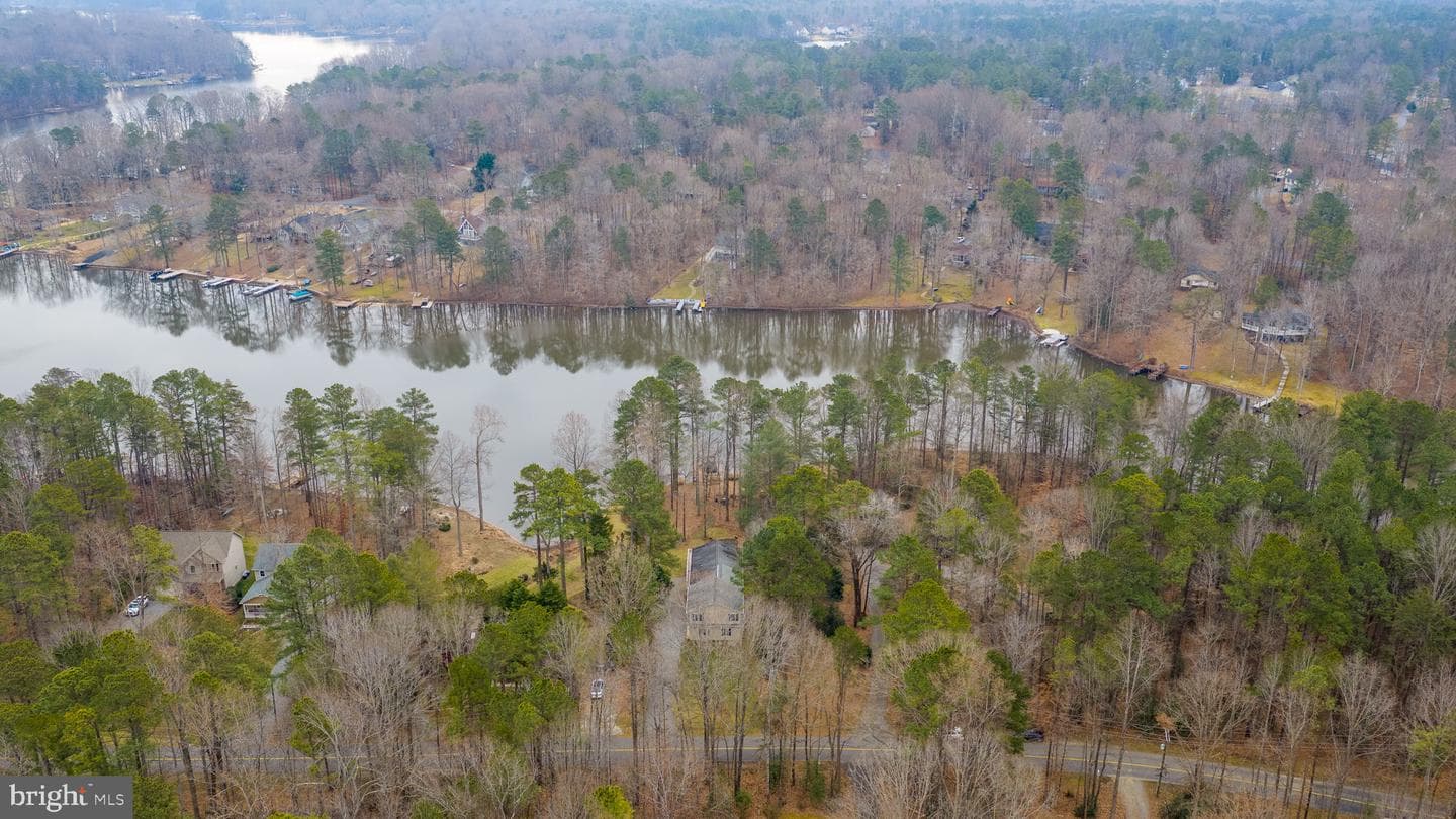 476 Lake Caroline Drive photo 130