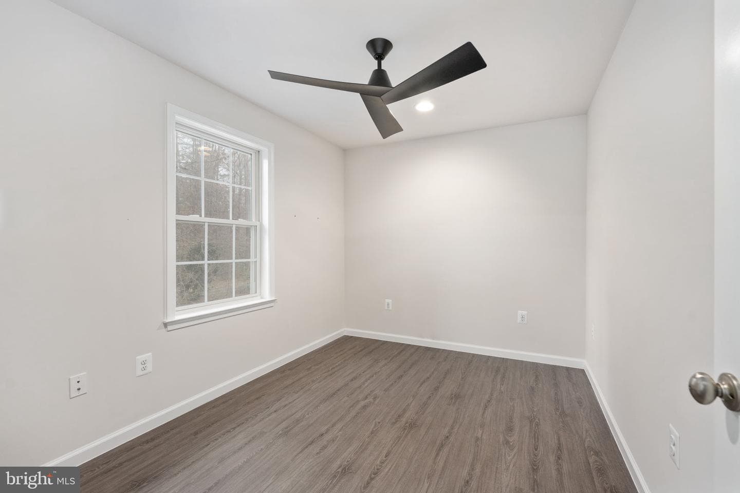 476 Lake Caroline Drive photo 24