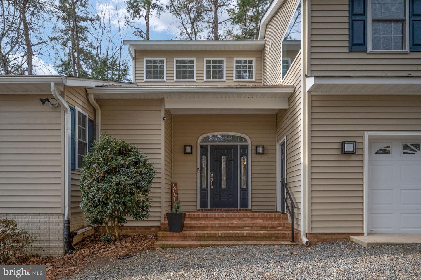 476 Lake Caroline Drive photo 7