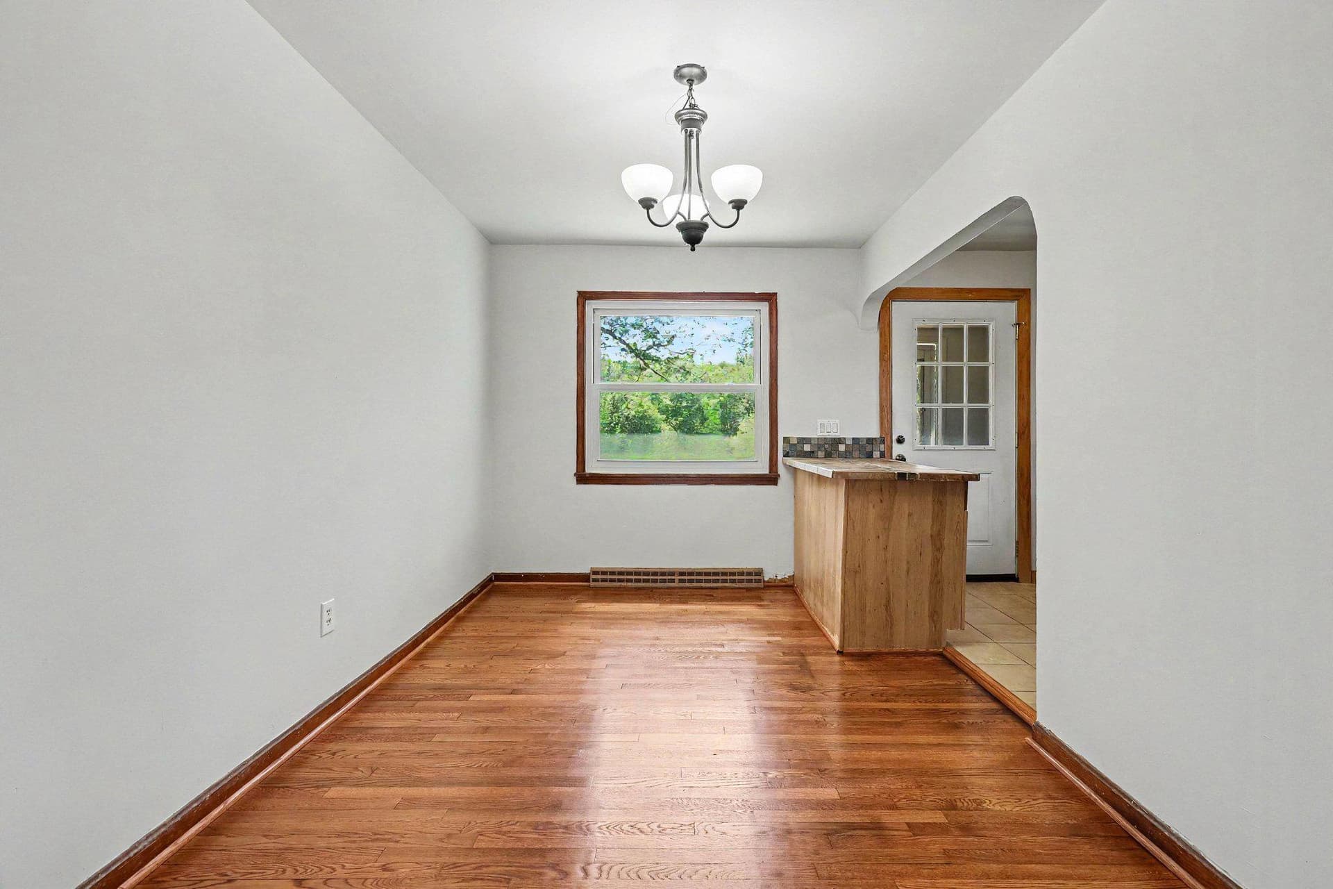 18448 Beazley Lane photo 6