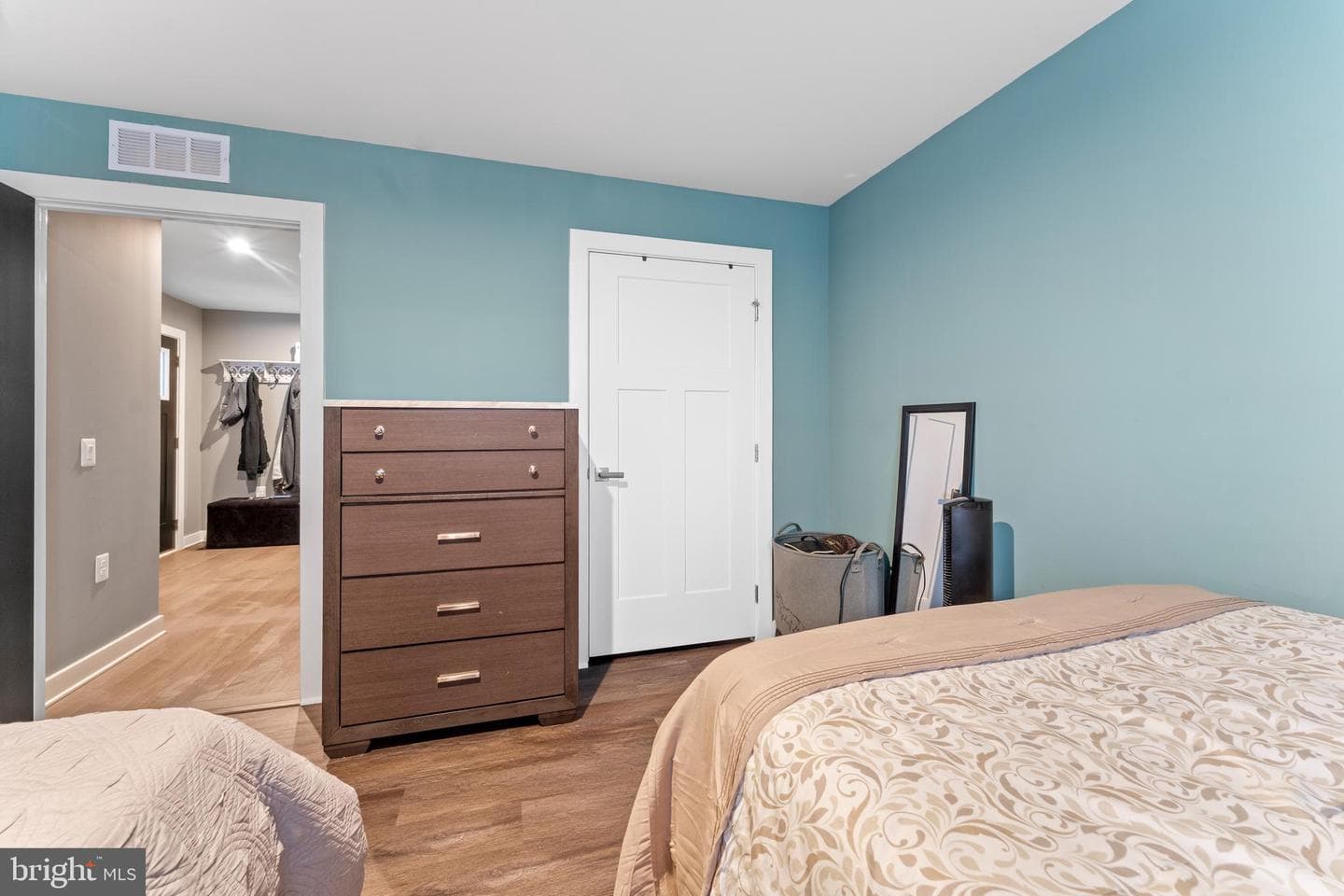 18261 Signature Way photo 25