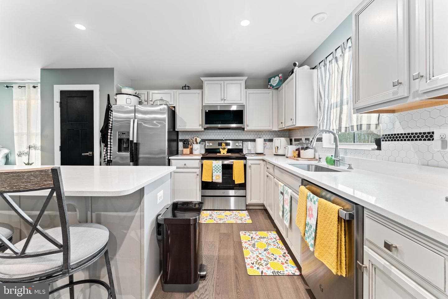 18261 Signature Way photo 9