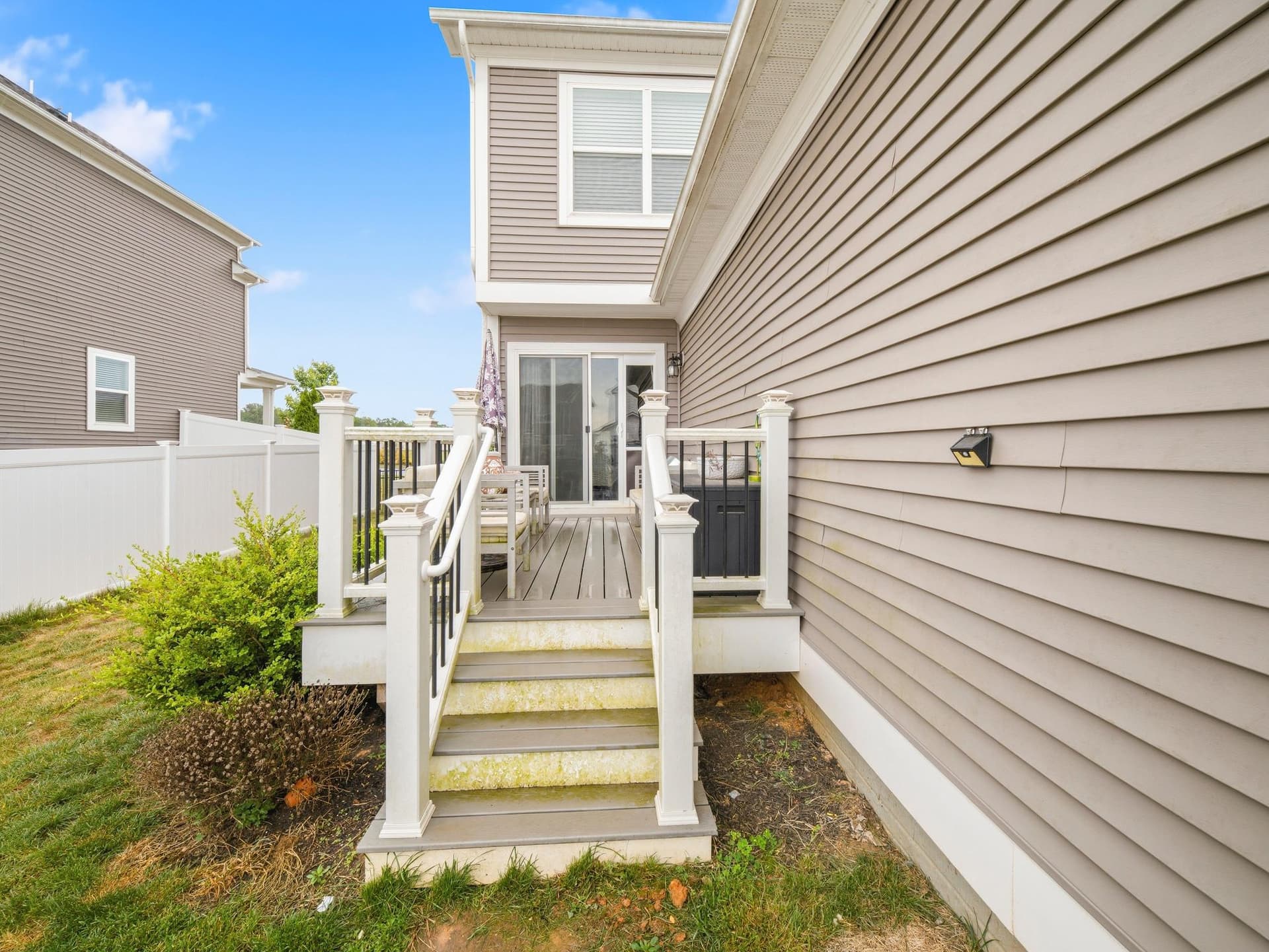 17912 Meriwether Lewis Street photo 41