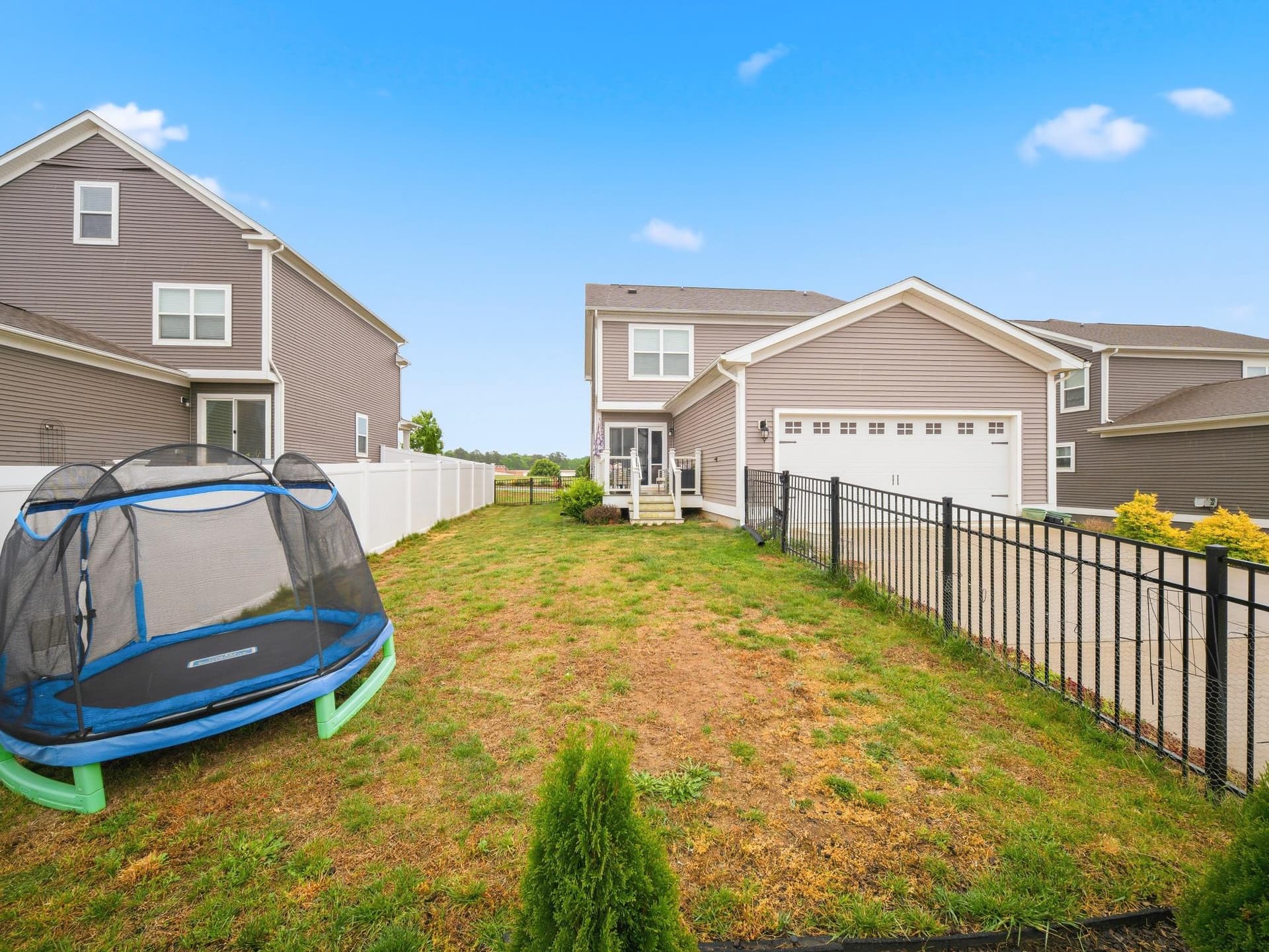 17912 Meriwether Lewis Street photo 44