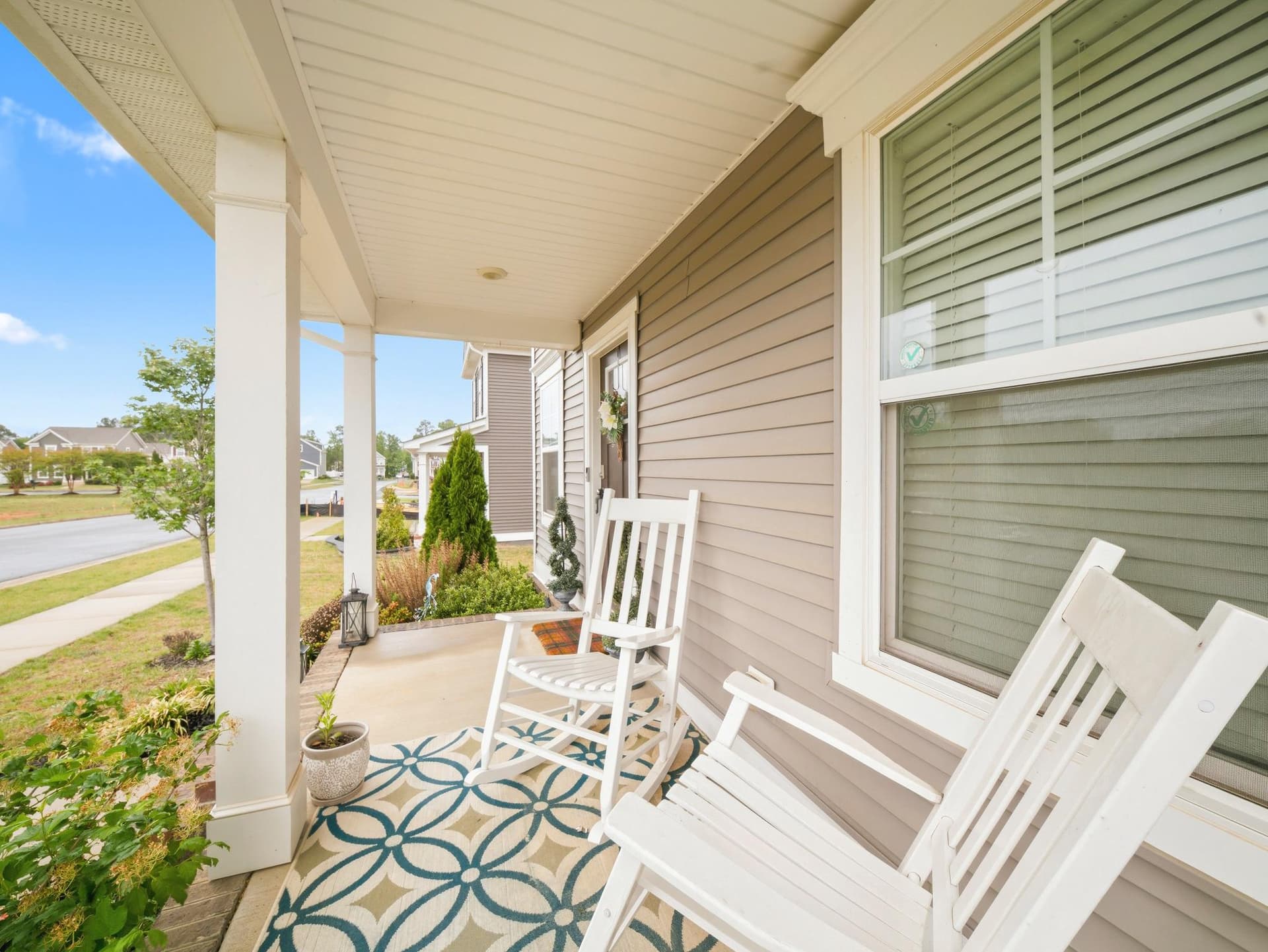 17912 Meriwether Lewis Street photo 6