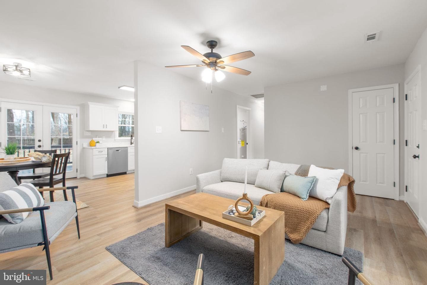 18 Cresthill Court photo 11