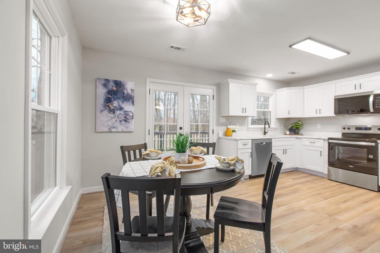 18 Cresthill Court photo 6