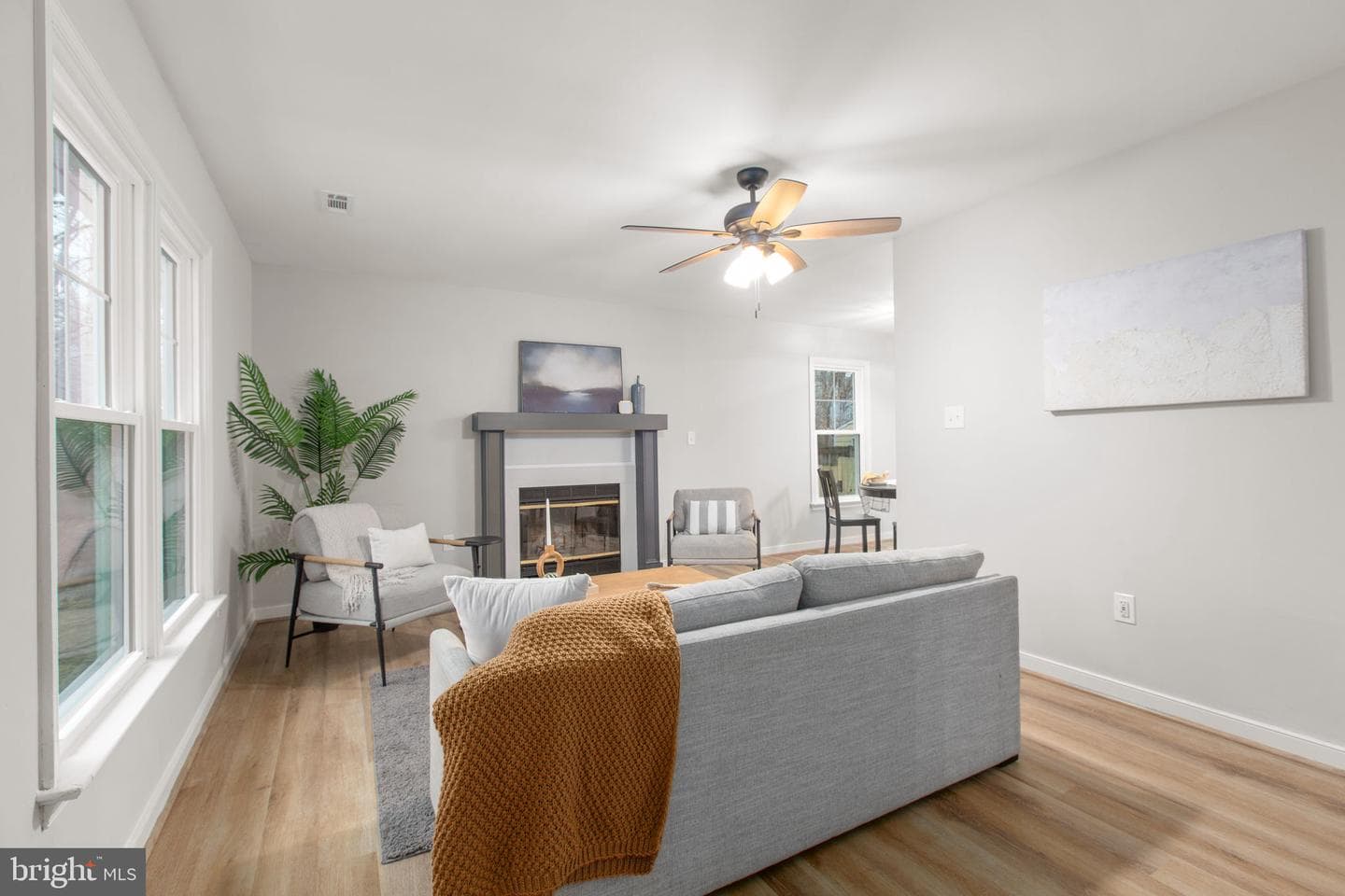 18 Cresthill Court photo 8